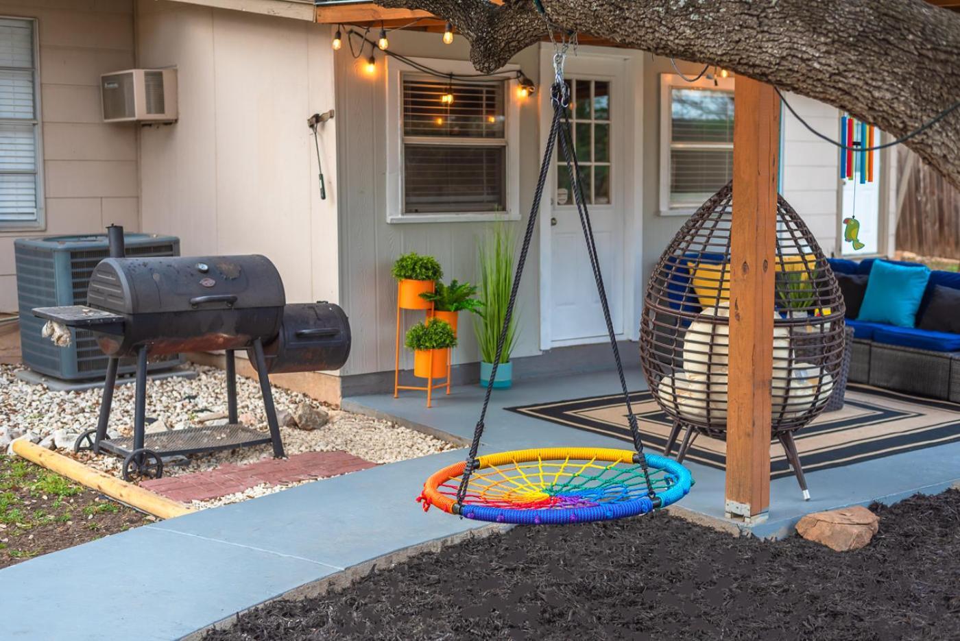 Texas Vacation Home, Game & Pool By Sixflags Hébergement de vacances San Antonio