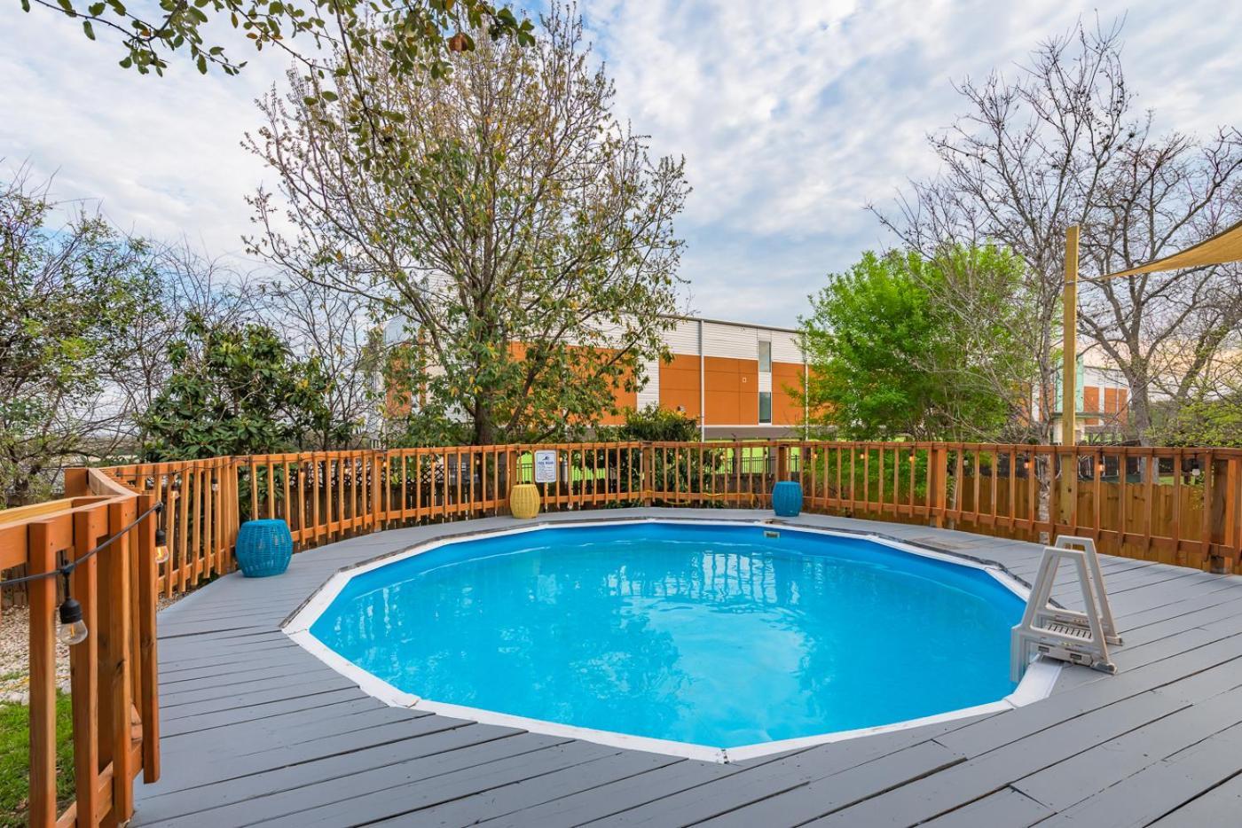 Texas Vacation Home, Game & Pool By Sixflags Hébergement de vacances